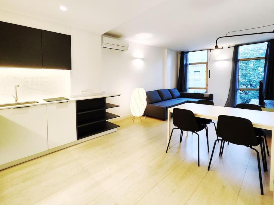 Moderno Apartamento En Terrassa Centro 外观 照片