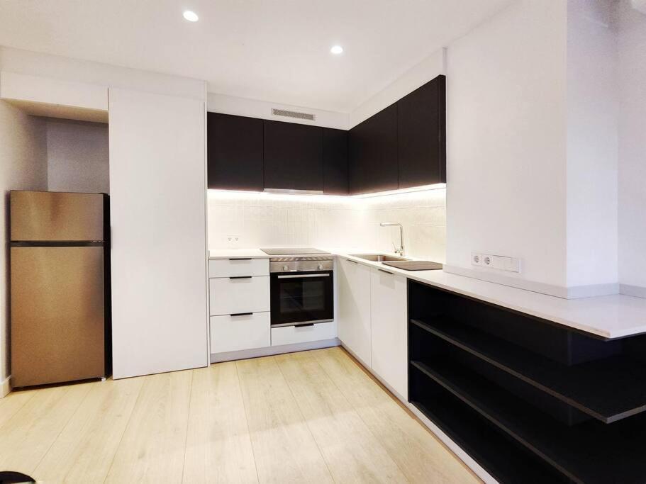 Moderno Apartamento En Terrassa Centro 外观 照片
